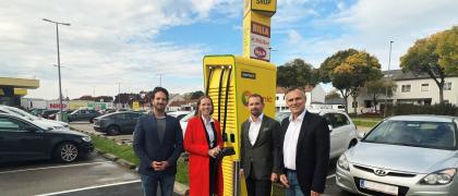 AMIC Energy STOP SHOP Stockerau mit neuer Ultraschnellladestation von SMATRICS