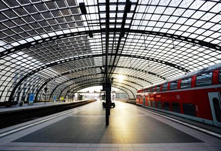 SMATRICS gewinnt Deutsche Bahn AG als Kunden