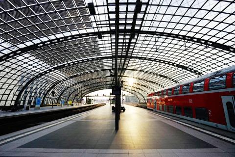 SMATRICS gewinnt Deutsche Bahn AG als Kunden