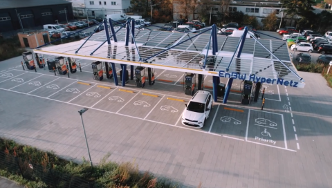 BAUHAUS Laden unterwegs